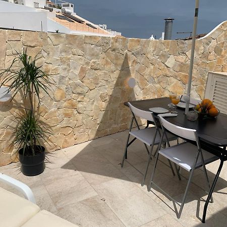 House With A Bbq Terrace In The Centre Of Lagos Exterior foto